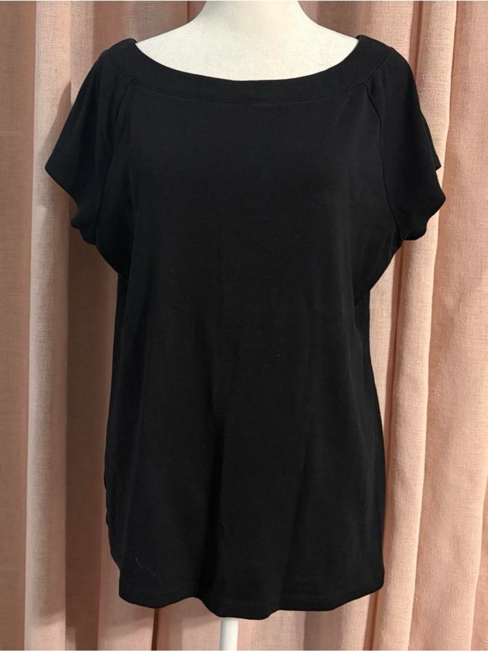 100% cotton black boatneck raglan cap sleeve top
